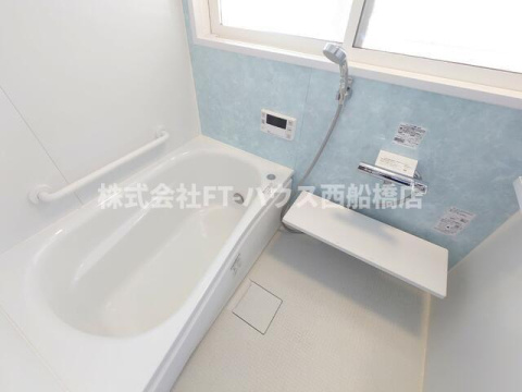 市川市大野町２丁目戸建の浴室