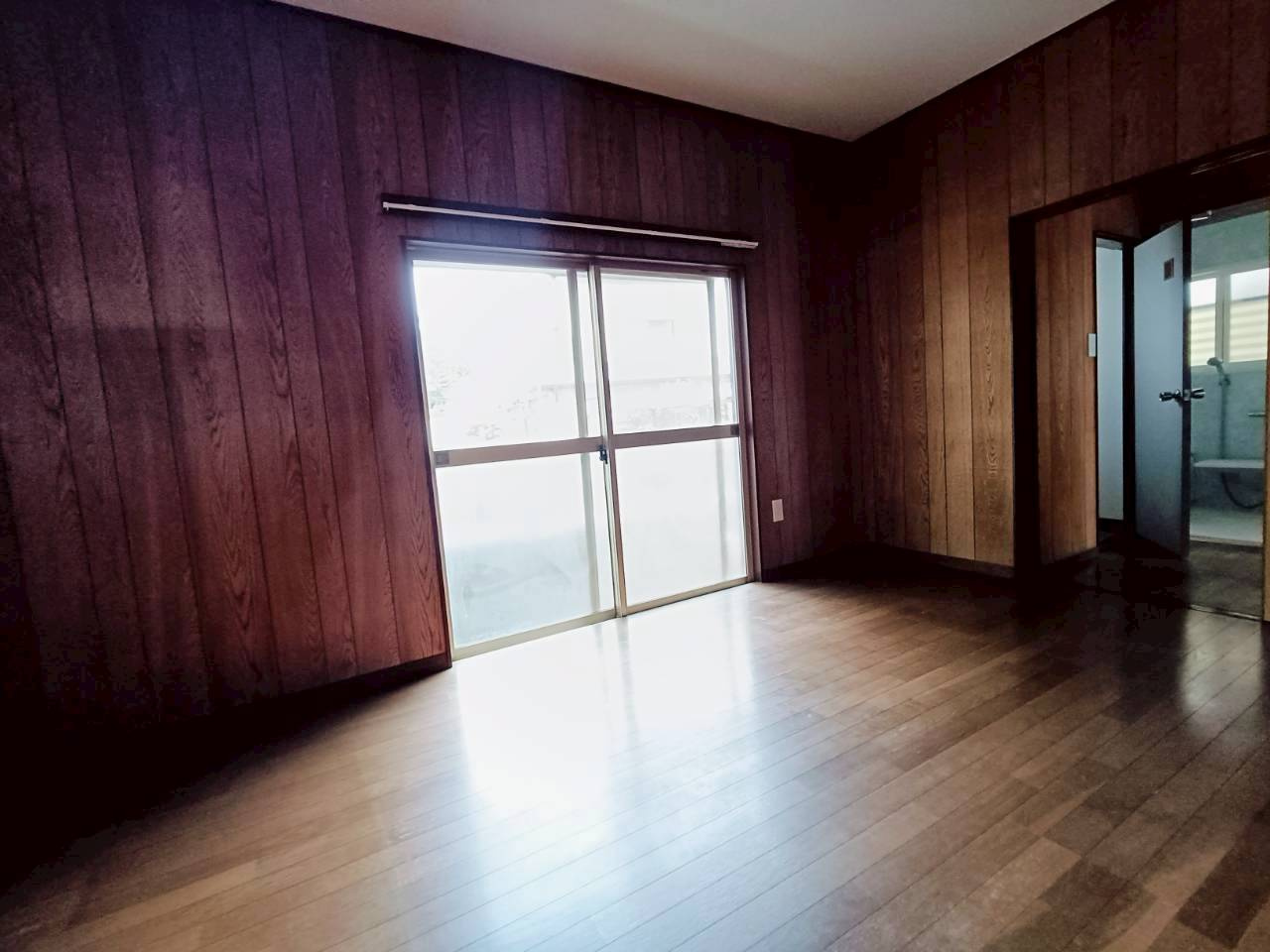 市川市大野町２丁目戸建の居間・リビング