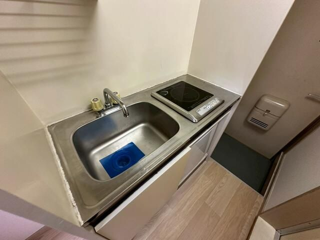 横浜市保土ケ谷区和田２丁目のアパートのキッチン