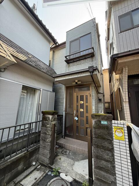 江戸川区南小岩４丁目戸建のエントランス