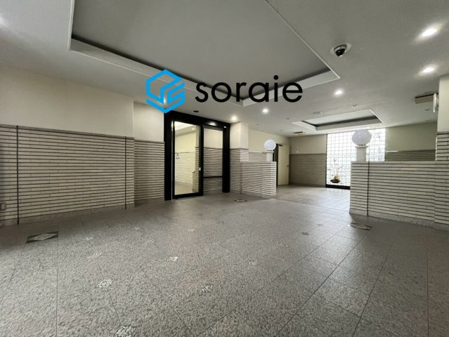 川越パークホームズ　中古マンション　2階のエントランス|令和8年8月21日撮影。