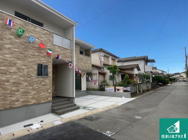 神戸市西区福吉台　第3期　新築一戸建ての前面道路含む現地写真|周辺は閑静な住宅街！前面道路広々で車の出し入れも便利です。駐車が苦手な方でも安心して車庫入れできます！