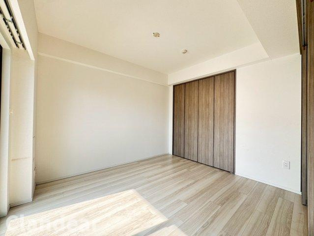 ミルーナヒルズ西新井の洋室|ドキドキの新生活も、安心してスタート。ぴったりの住まいを見つけませんか？クランディアが一緒に住まい選びをサポートします‼　まずは、お気軽にお問合せください　＃クランディア