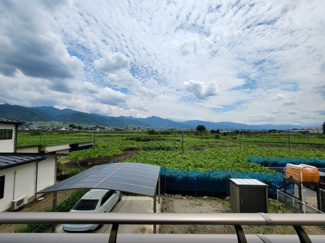 【展望】 | 山梨市上栗原 平成25年築中古戸建 リフォ済 敷地128坪 | バルコニーより南側を望む