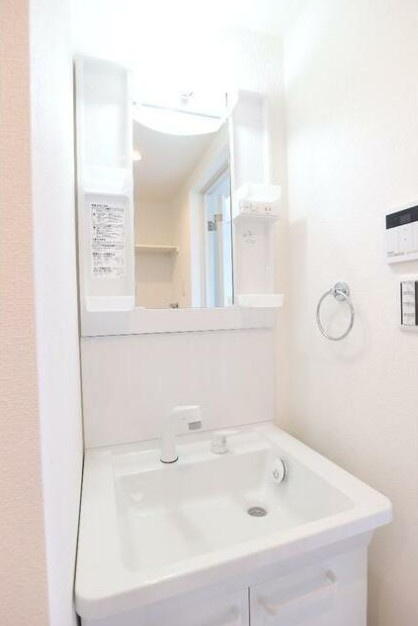 エルカーサ平和台の独立洗面台
