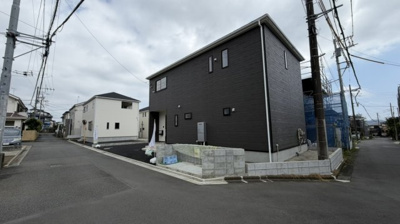 【前面道路含む現地写真】 | 秦野市堀西　限定１棟　新築戸建