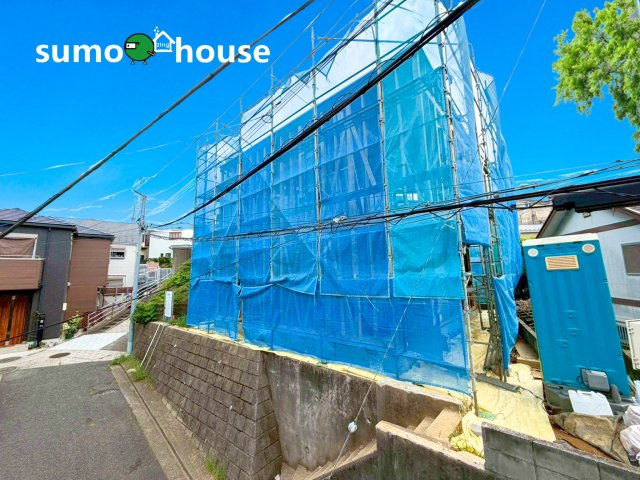 横浜市神奈川区三ツ沢東町の前面道路含む現地写真|前面道路含む現地写真です