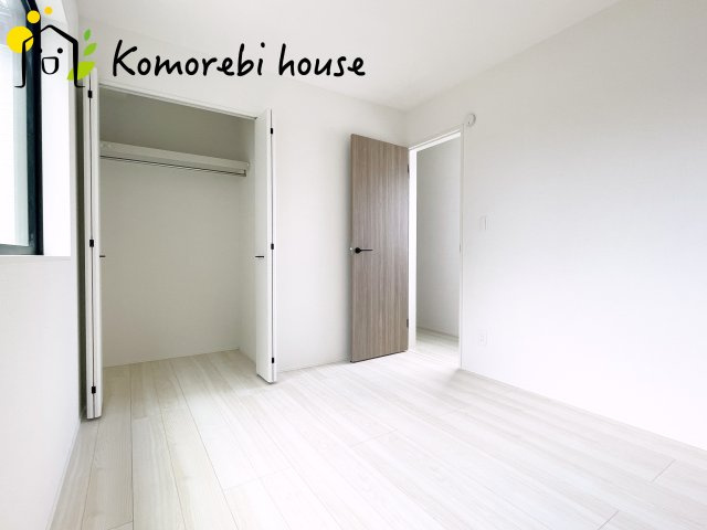 上尾市平方　3期　新築一戸建て　グラファーレ　03の洋室|きれいな洋室です