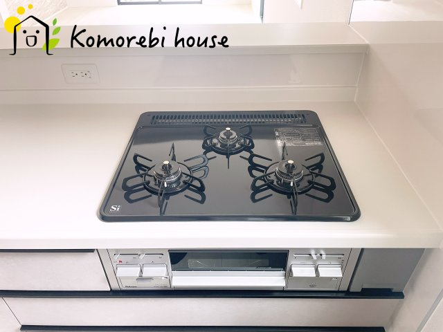 上尾市平方　3期　新築一戸建て　グラファーレ　03のキッチン|キッチンでお料理をお楽しみください