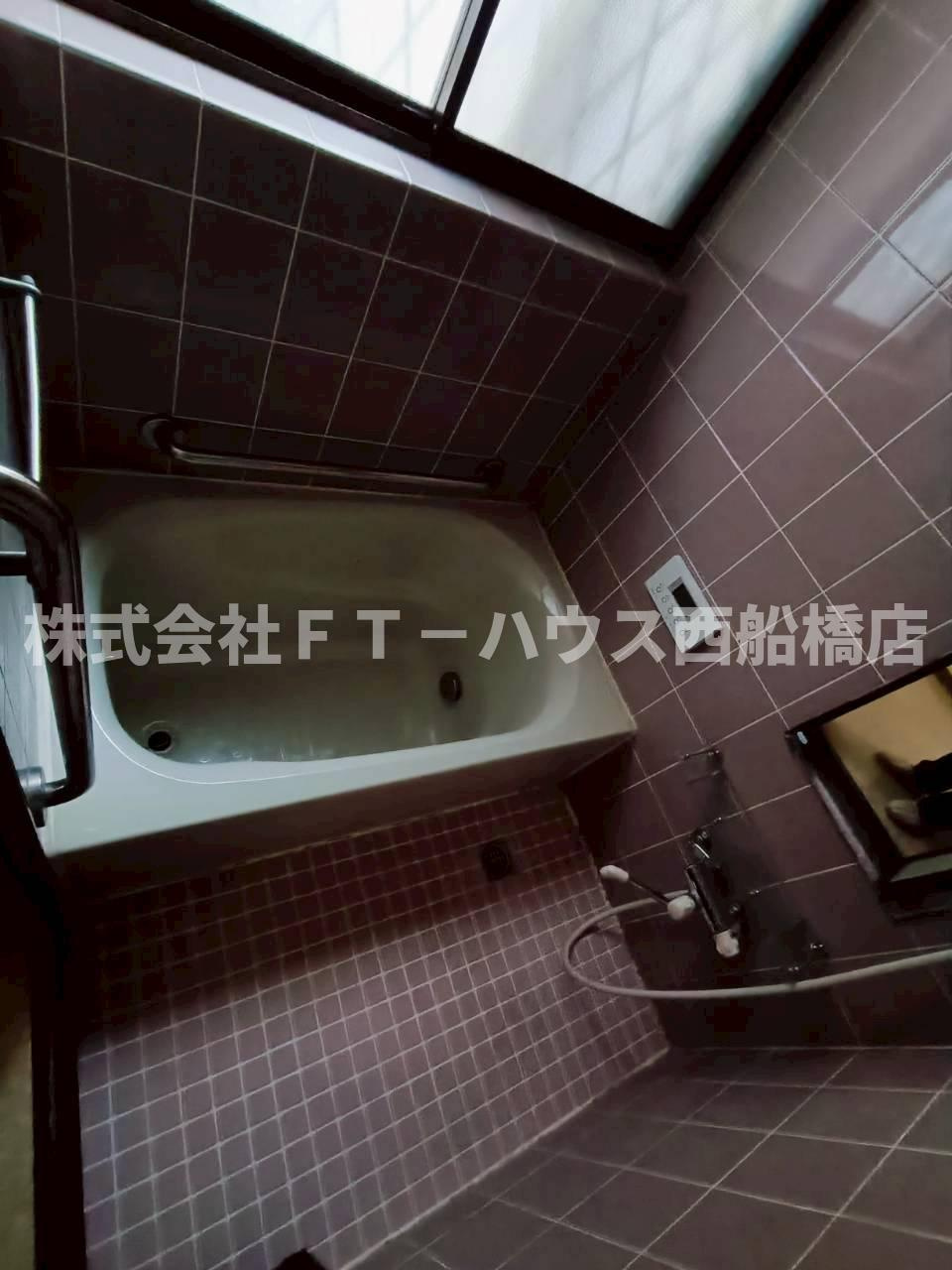 市川市大野町Ⅱの浴室
