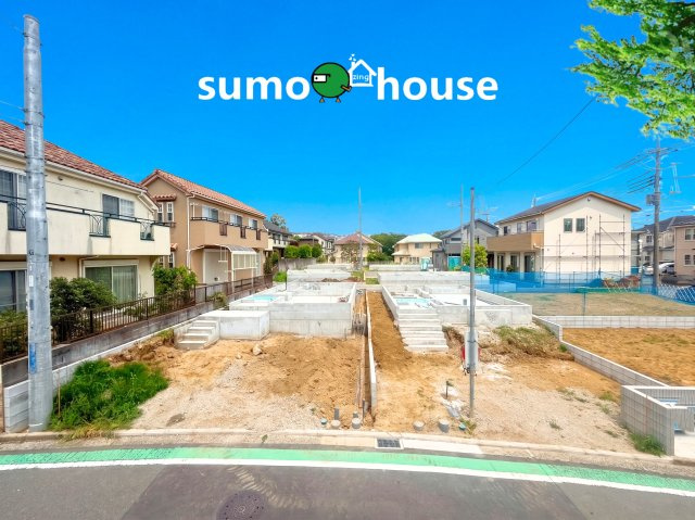 横浜市青葉区美しが丘西第1　6号棟の前面道路含む現地写真|前面道路含む現地写真です
