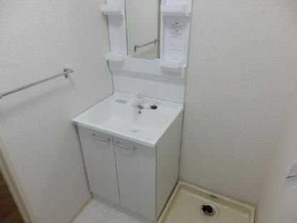 座間市相模が丘５丁目の賃貸マンションの独立洗面台