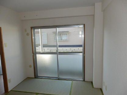 座間市相模が丘５丁目の賃貸マンションの寝室
