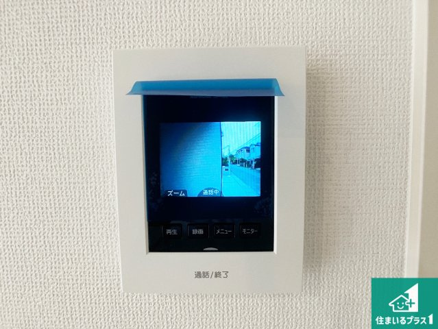 神戸市西区福吉台　第3期　新築一戸建ての防犯設備|カラーモニターインターホン！声だけでなく来訪者の姿や顔がモニターで確認できるので、小さなお子様がいらっしゃるご家庭でも安心できます！