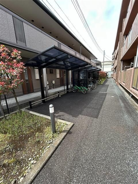 千寿パレスの駐車場