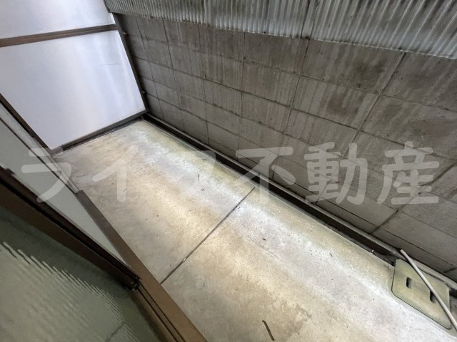 エムズハウスのバルコニー|開放的で明るい空間を演出してくれるバルコニーです