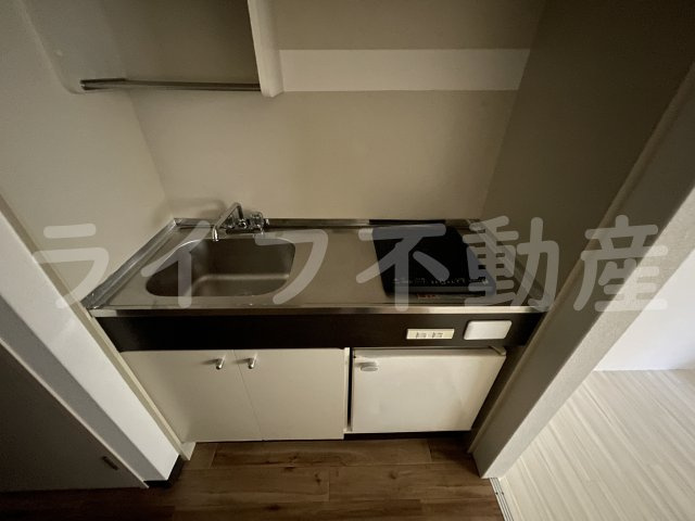 エムズハウスのキッチン|コンパクトなキッチンで掃除もラクラク