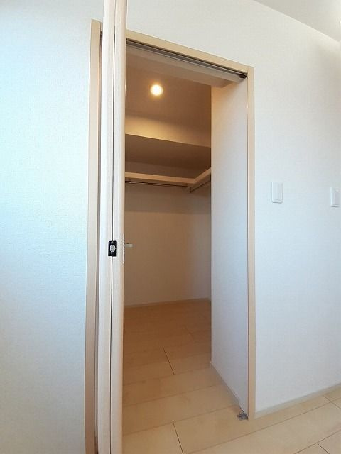 藤沢市高倉の賃貸マンションの収納
