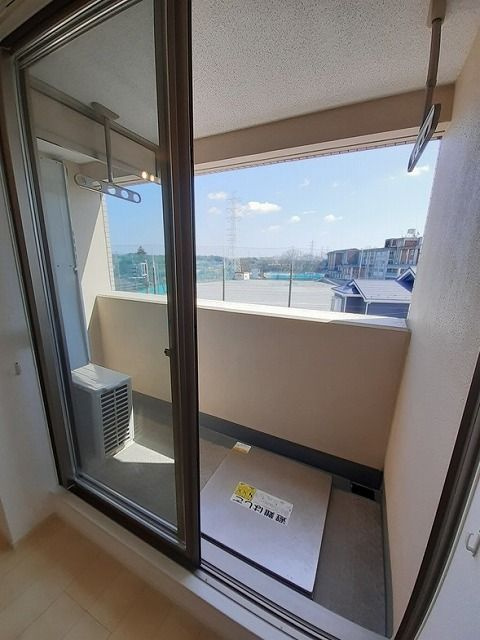 藤沢市高倉の賃貸マンションのバルコニー