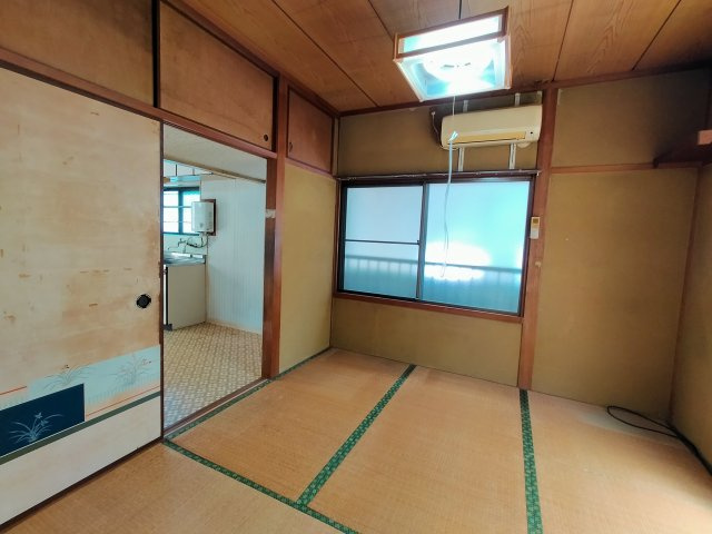 愛宕町戸建の和室