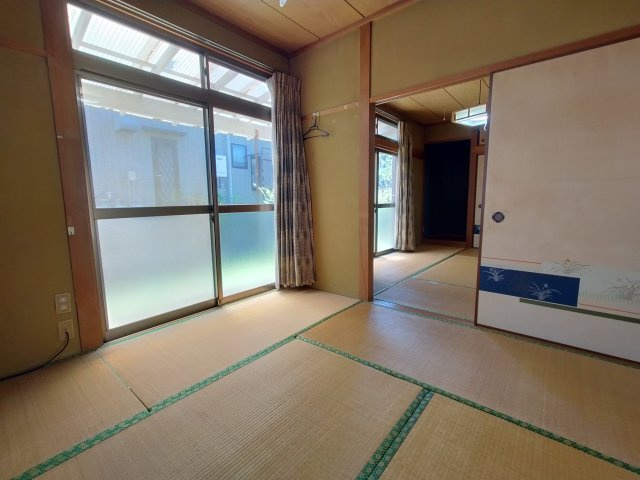 愛宕町戸建の和室