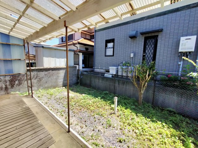 愛宕町戸建の庭