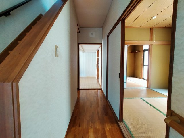 愛宕町戸建の内装
