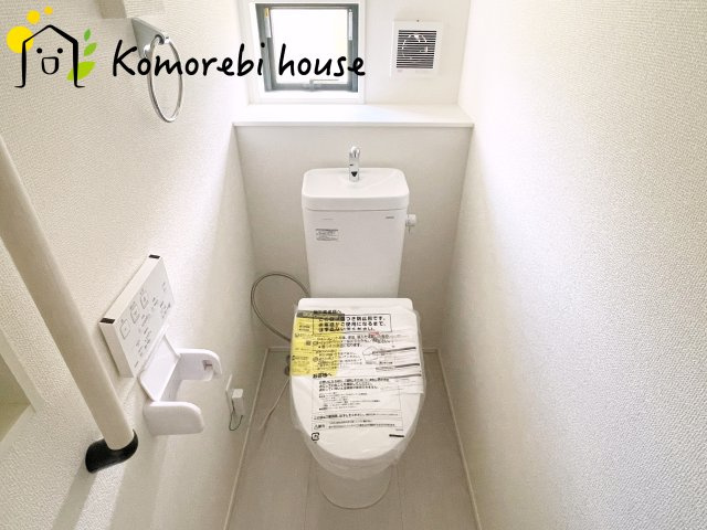 上尾市平方　3期　新築一戸建て　グラファーレ　04のトイレ|26.8.7　撮影済み