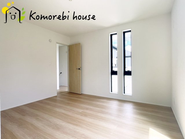 上尾市平方　3期　新築一戸建て　グラファーレ　04の寝室|26.8.7　撮影済み