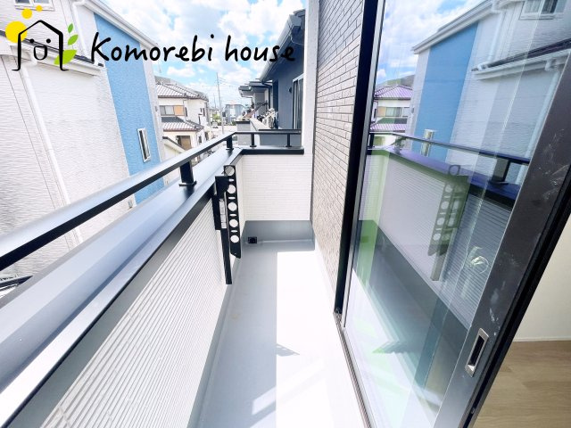上尾市平方　3期　新築一戸建て　グラファーレ　04のバルコニー|26.8.7　撮影済み