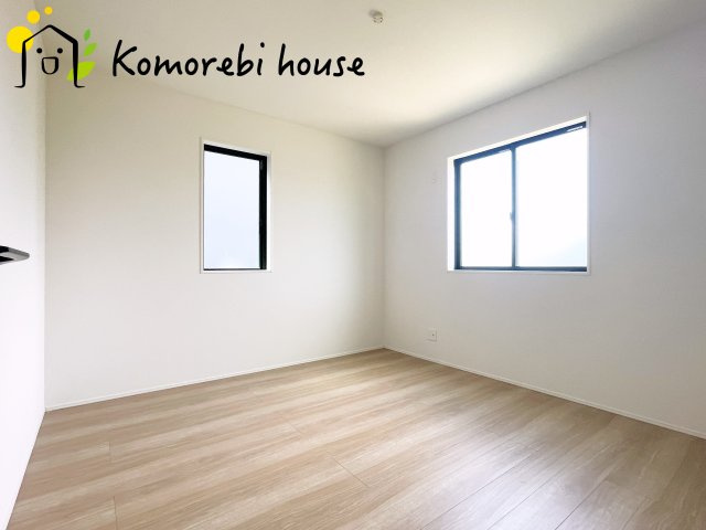 上尾市平方　3期　新築一戸建て　グラファーレ　04の洋室|26.8.7　撮影済み