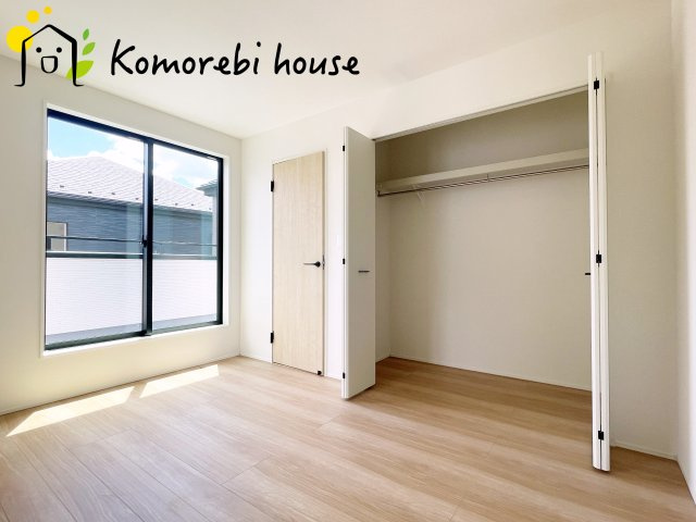 上尾市平方　3期　新築一戸建て　グラファーレ　04の子供部屋|26.8.7　撮影済み