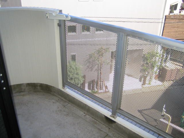 相模原市南区相模大野５丁目の賃貸マンションのバルコニー