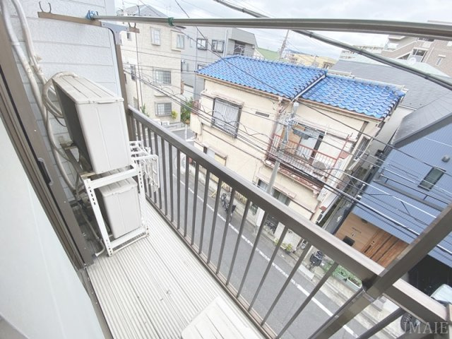 泰ハイツのバルコニー|お洗濯にも便利なバルコニー付き☆