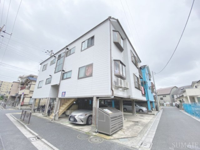 泰ハイツの外観|落ち着いた雰囲気の外観です☆
