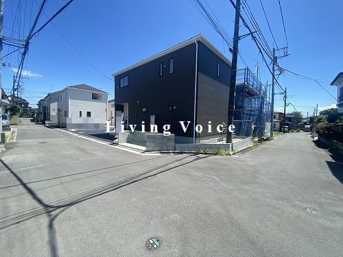 【仲介手数料０円】秦野市堀西第26　新築一戸建ての前面道路含む現地写真|秦野市堀西第26　新築一戸建て