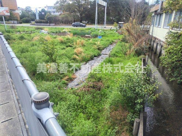 ６６７９０　本巣郡北方町北方土地の外観