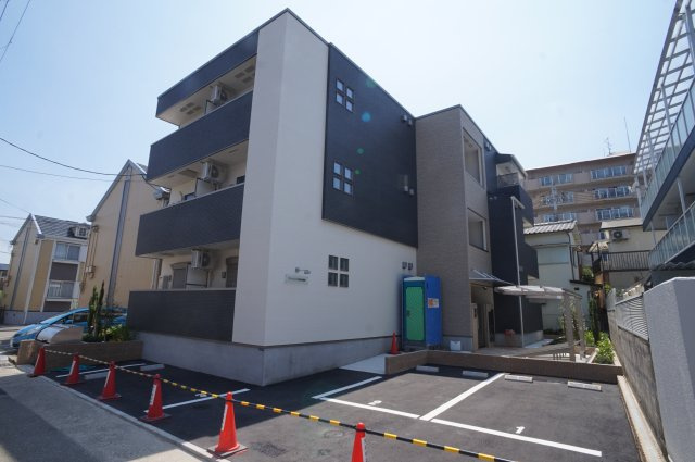 フジパレス宝塚中野町の外観