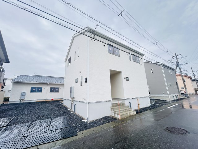 新築　前橋市稲荷新田町第3　クレイドルガーデン　4号棟