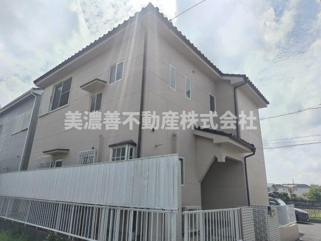 ６６８４９　羽島市竹鼻町狐穴中古戸建て