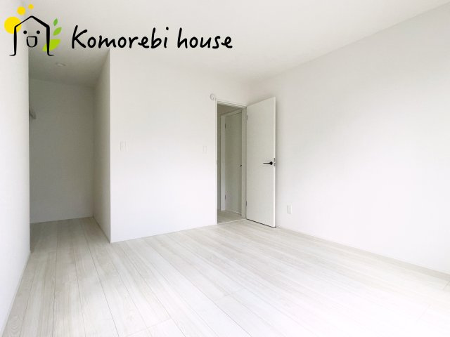 上尾市平方　3期　新築一戸建て　グラファーレ　05の洋室|26.8.7　撮影済み