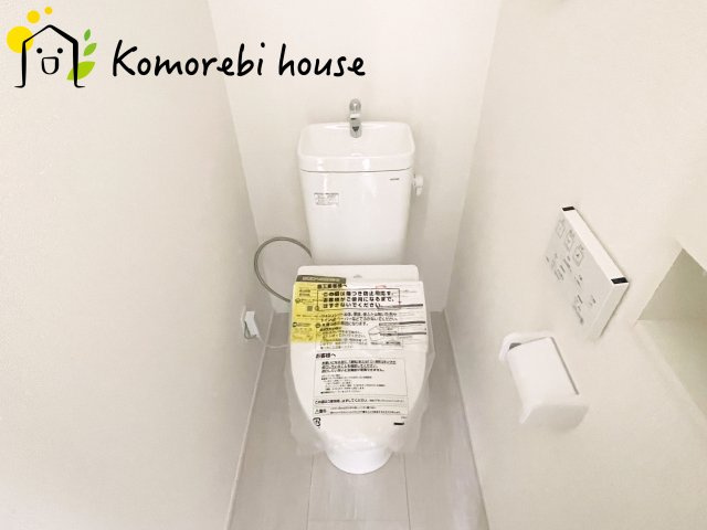 上尾市平方　3期　新築一戸建て　グラファーレ　05のトイレ|26.8.7　撮影済み