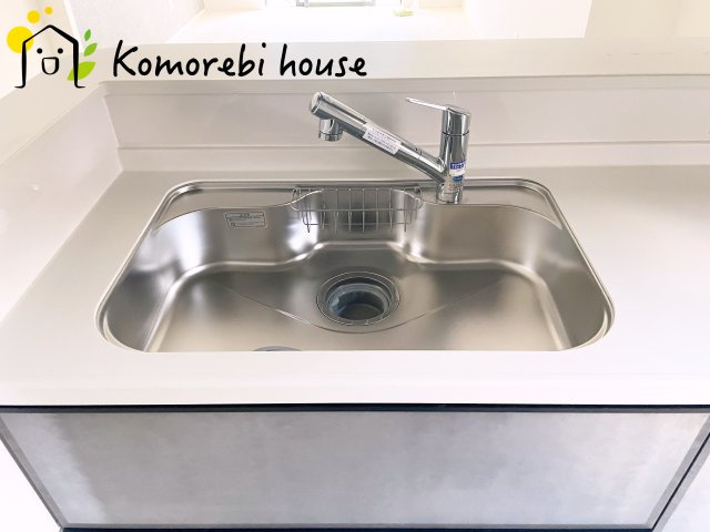 上尾市平方　3期　新築一戸建て　グラファーレ　05のキッチン|26.8.7　撮影済み