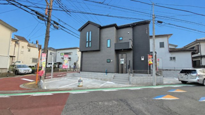 【前面道路含む現地写真】 | 綾瀬市寺尾釜田2期 新築戸建 全1棟