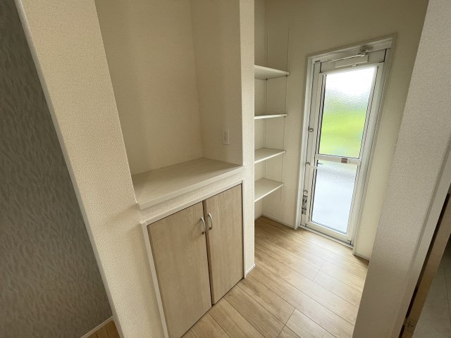 藤岡市藤岡（全8棟）1号棟の玄関