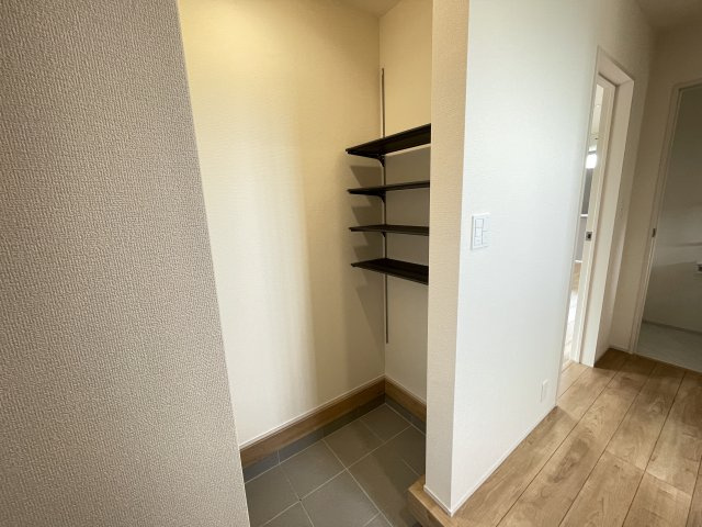 藤岡市藤岡（全8棟）1号棟の玄関