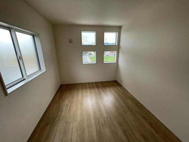 藤岡市藤岡（全8棟）1号棟の洋室