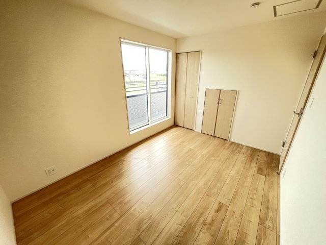 藤岡市藤岡（全8棟）1号棟の洋室