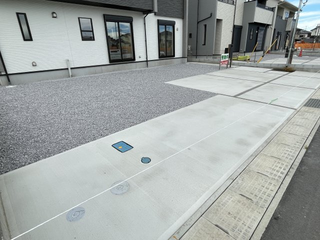 藤岡市藤岡（全8棟）1号棟の駐車場