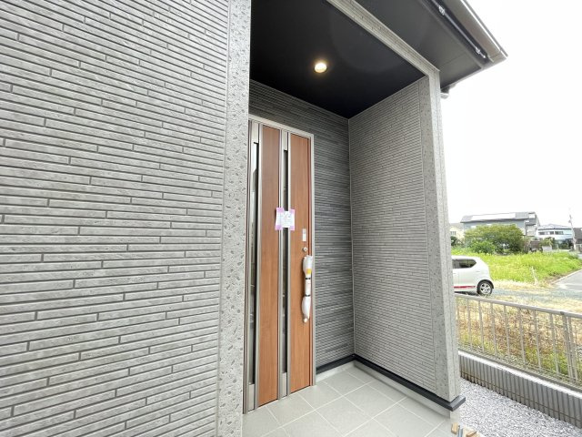 藤岡市藤岡（全8棟）1号棟の玄関